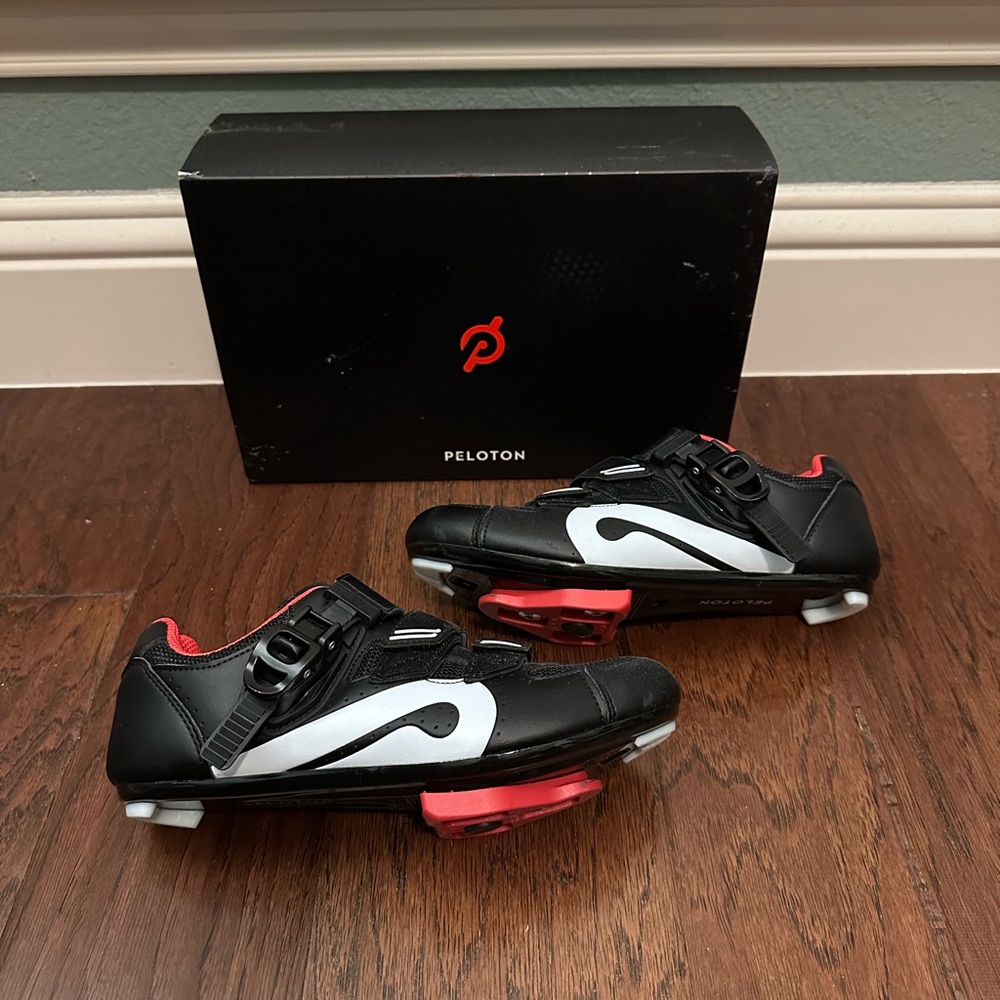 Peloton Black and White Cycling Shoes with Red Accents